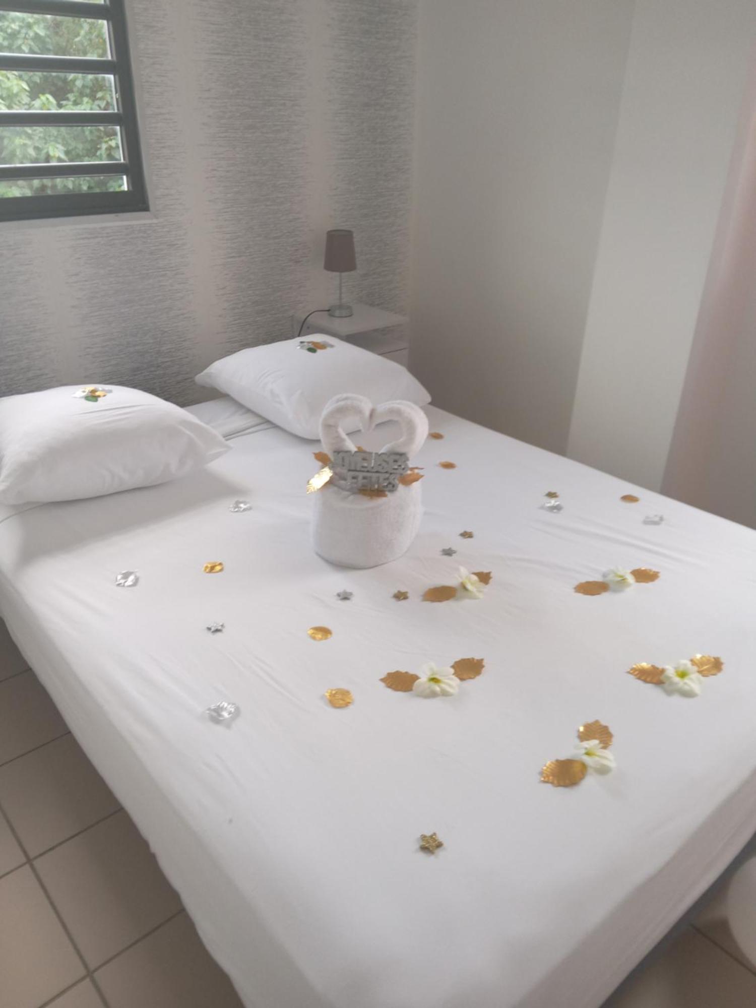 Hotel Le Channel Le Marin 外观 照片